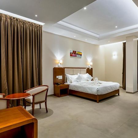Hotel Grand Regal Chandoli Exterior foto