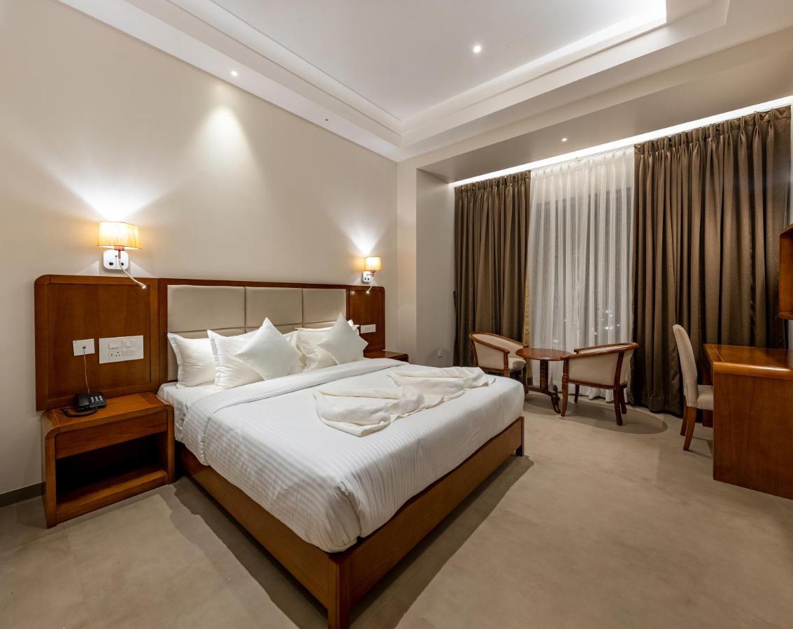 Hotel Grand Regal Chandoli Exterior foto